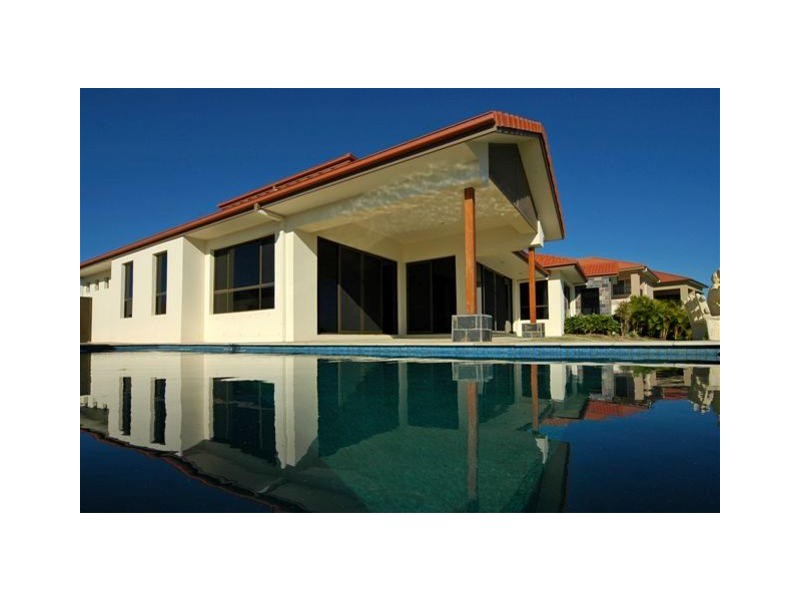 1626  Rosebank Way West, Hope Island QLD 4212