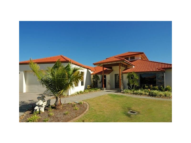 1626  Rosebank Way West, Hope Island QLD 4212