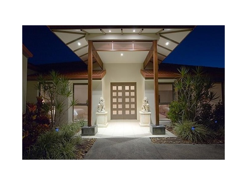 1626  Rosebank Way West, Hope Island QLD 4212