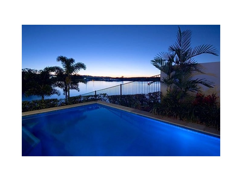 1626  Rosebank Way West, Hope Island QLD 4212