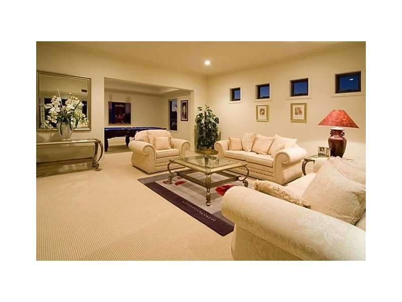 1626  Rosebank Way West, Hope Island QLD 4212