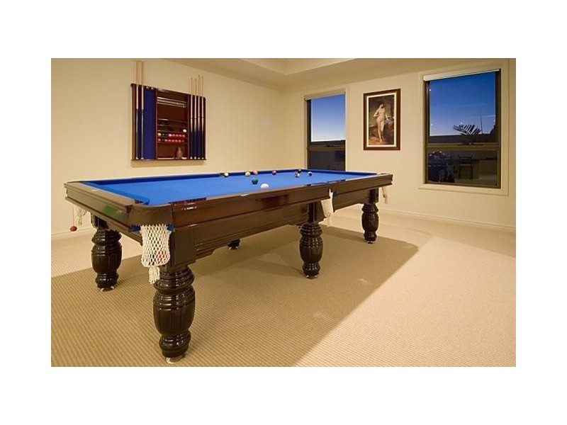 1626  Rosebank Way West, Hope Island QLD 4212