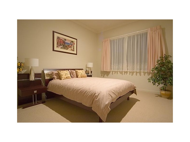 1626  Rosebank Way West, Hope Island QLD 4212