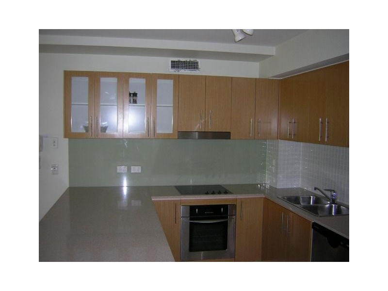 8423  Magnolia Gardens, Hope Island QLD 4212