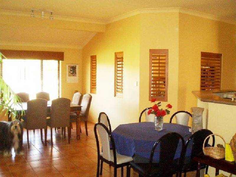 293 Napper Road, Arundel QLD 4214