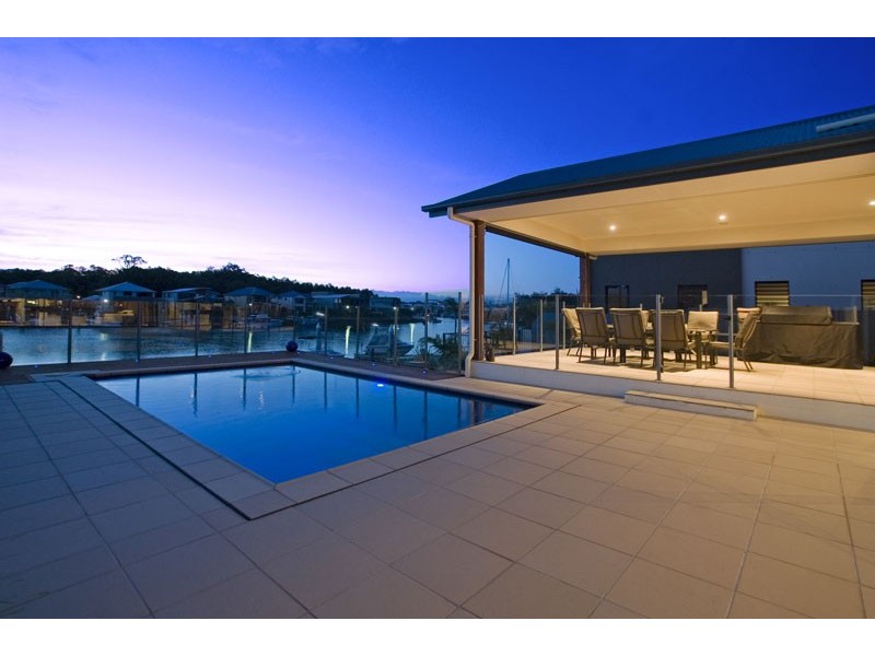 8  Buccaneer Way, Coomera Waters, Coomera QLD 4209