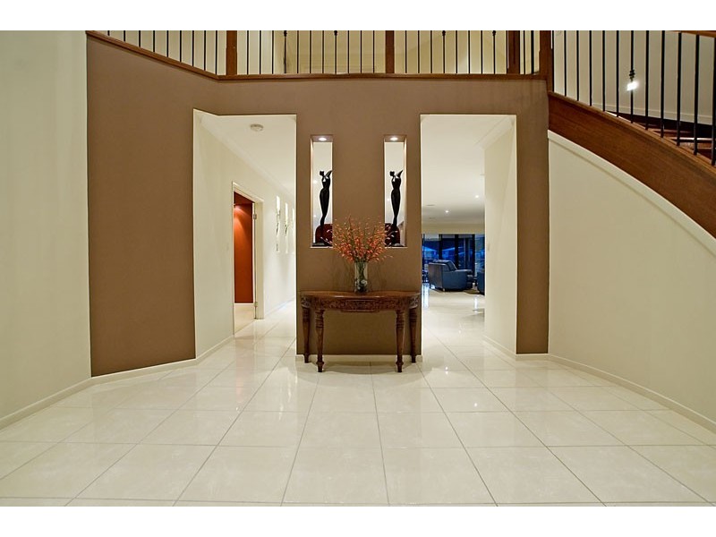 8  Buccaneer Way, Coomera Waters, Coomera QLD 4209