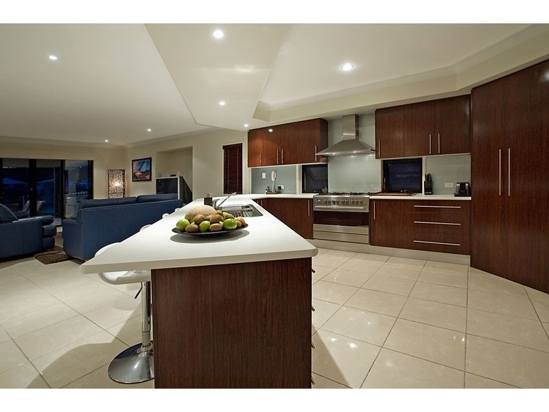 8  Buccaneer Way, Coomera Waters, Coomera QLD 4209