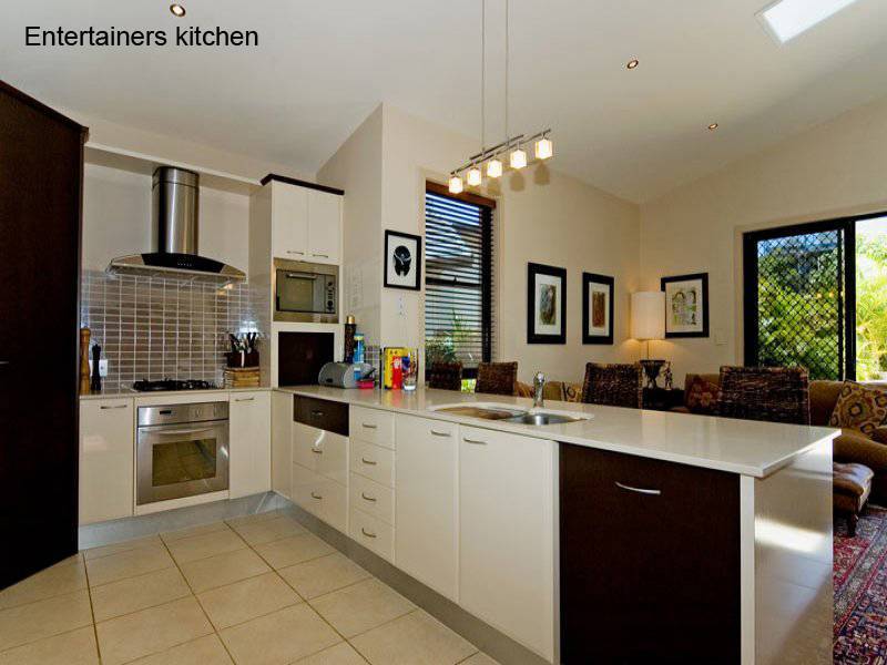 4727   The Parkway, Sanctuary Cove QLD 4212