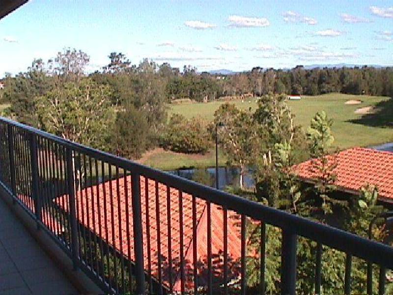 8435 Magnolia Drive East, Hope Island QLD 4212