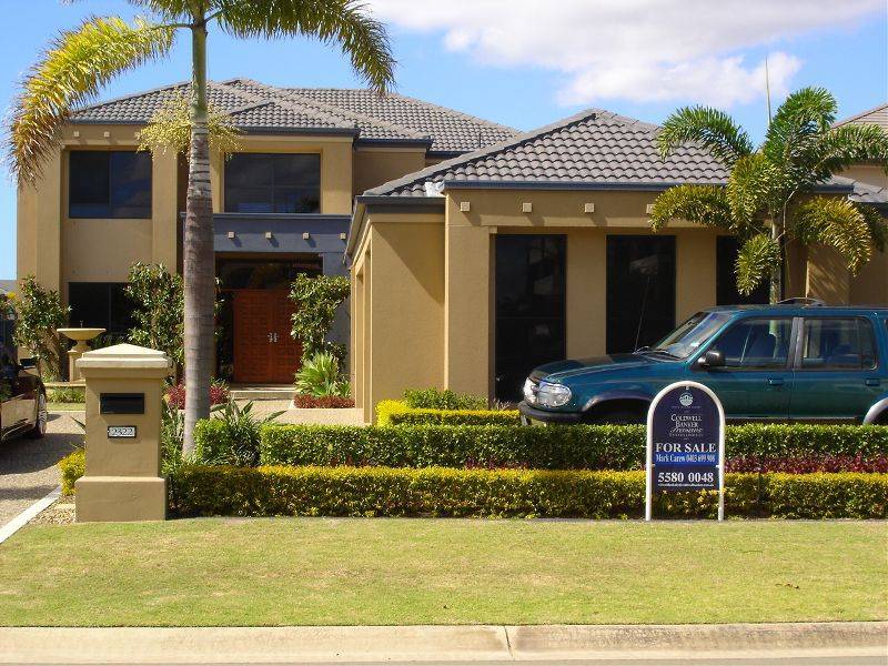 2322 Cressbrook Drive, Hope Island QLD 4212
