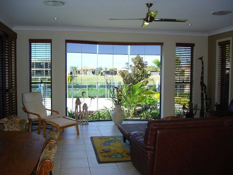 2322 Cressbrook Drive, Hope Island QLD 4212