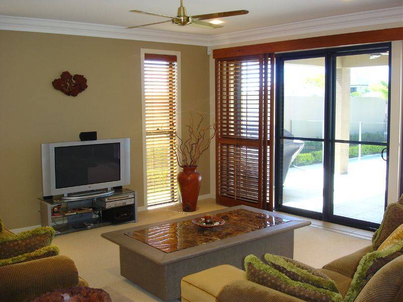 2322 Cressbrook Drive, Hope Island QLD 4212