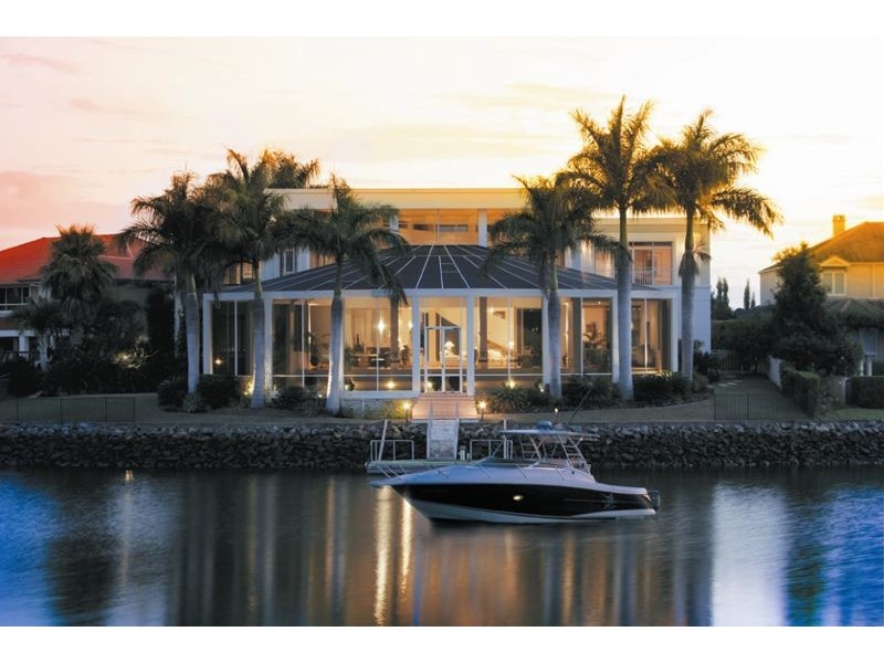 1077 Killymoon Drive, Hope Island QLD 4212