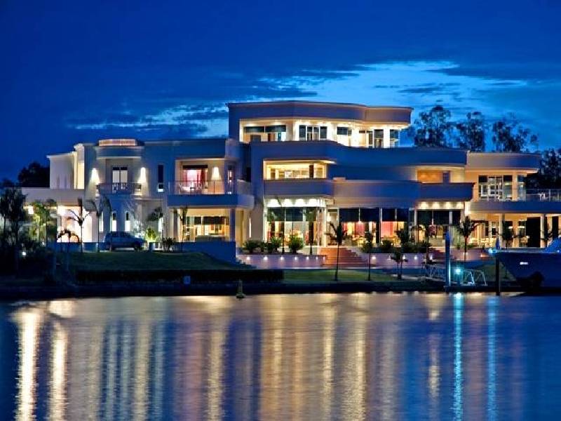 Hope Island QLD 4212