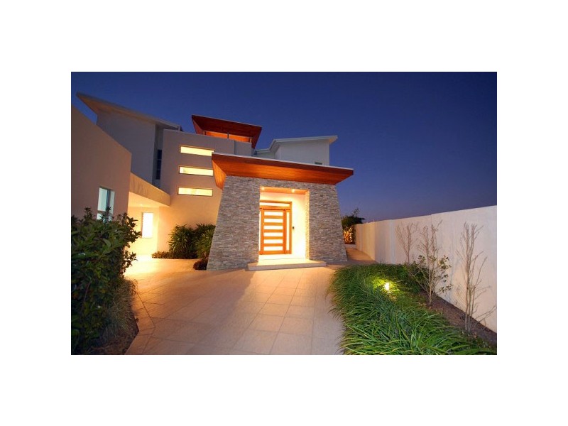 8022 Key Waters, Sanctuary Cove QLD 4212