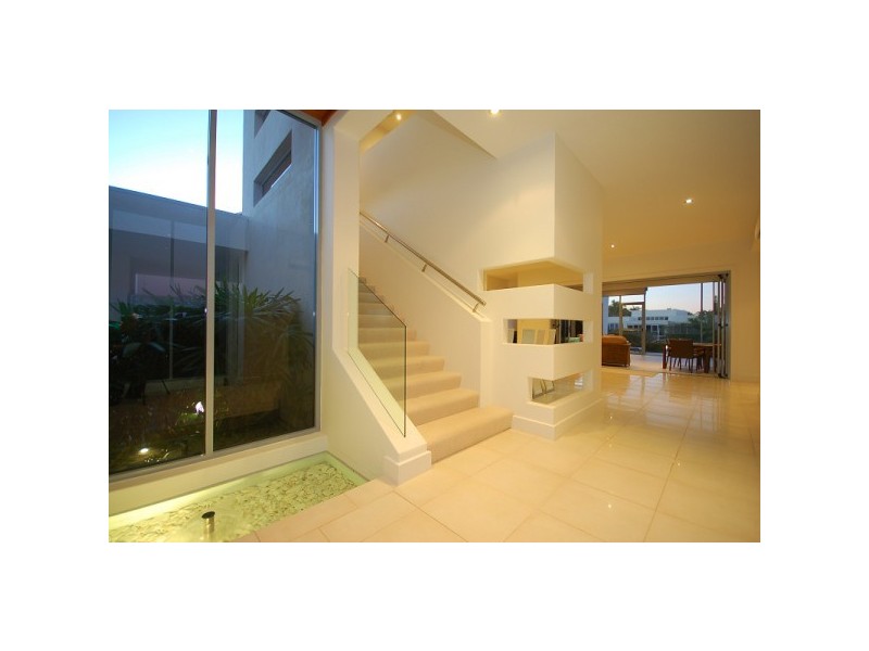 8022 Key Waters, Sanctuary Cove QLD 4212