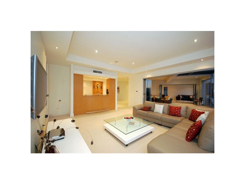 8022 Key Waters, Sanctuary Cove QLD 4212