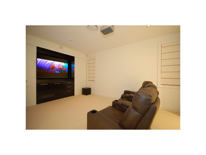 8022 Key Waters, Sanctuary Cove QLD 4212