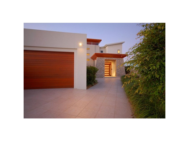 8022 Key Waters, Sanctuary Cove QLD 4212