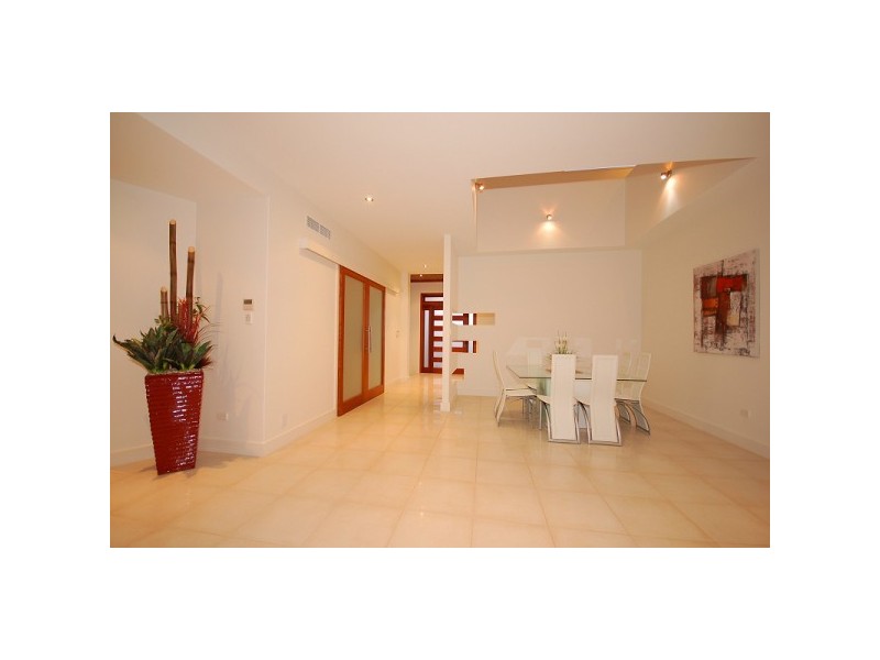 8022 Key Waters, Sanctuary Cove QLD 4212