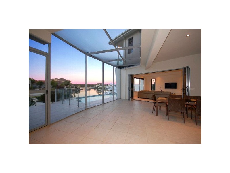 8022 Key Waters, Sanctuary Cove QLD 4212