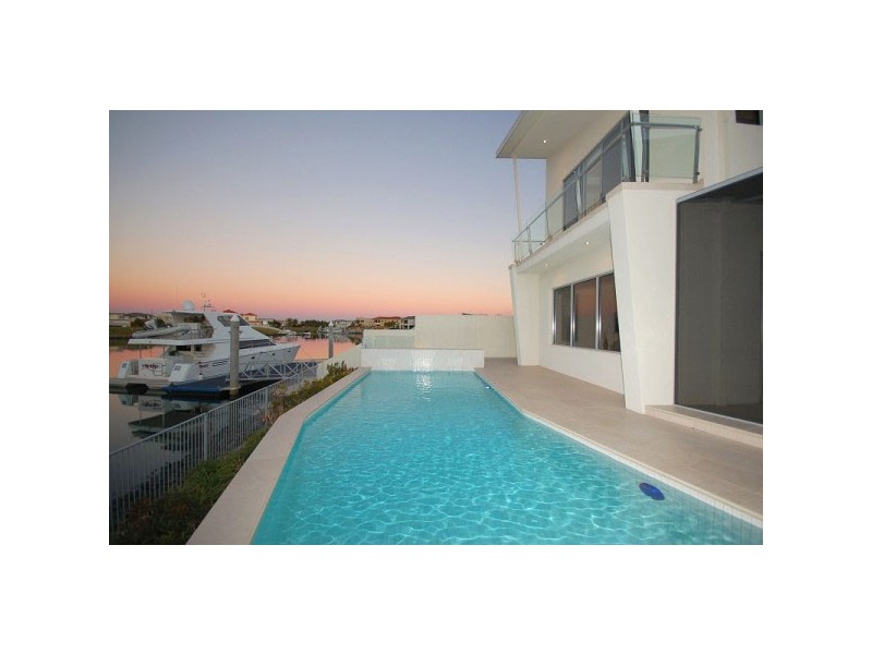 8022 Key Waters, Sanctuary Cove QLD 4212