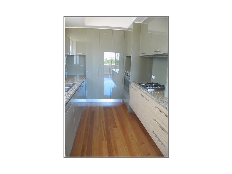 6138 Bolsena Circuit, Hope Island QLD 4212