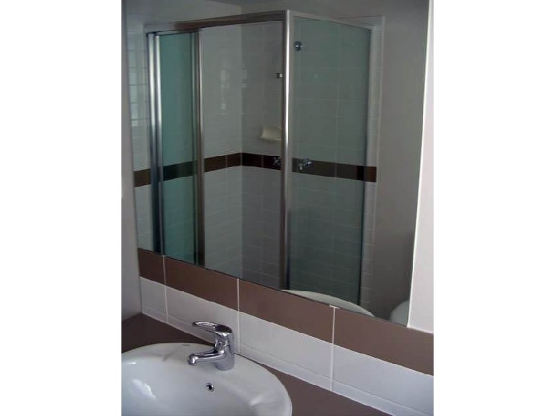 1/11  Clark Street, Biggera Waters QLD 4216