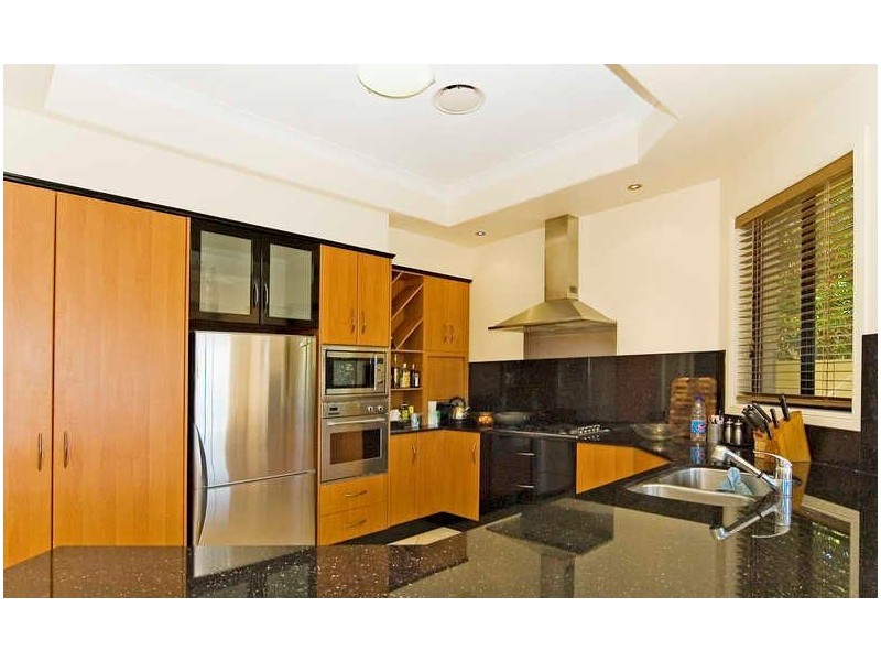 1057  Rosebank Way, Hope Island QLD 4212