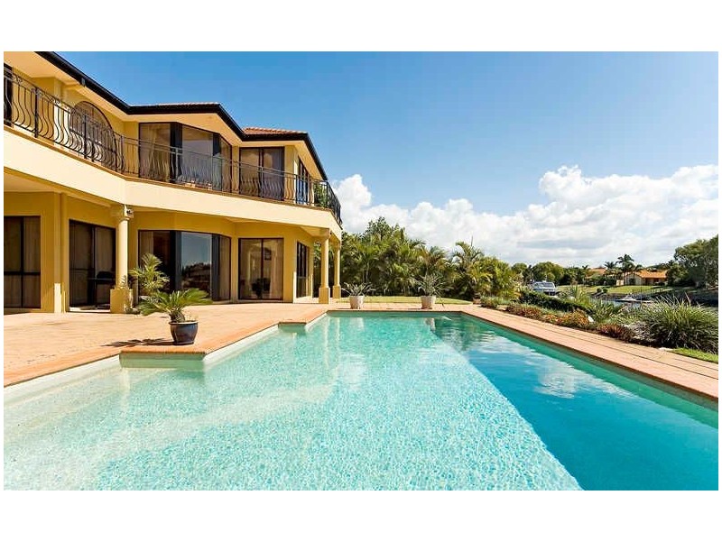 1057  Rosebank Way, Hope Island QLD 4212