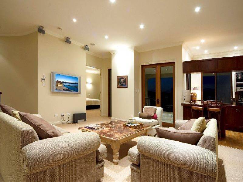 3121 Riverleigh Drive, Hope Island QLD 4212