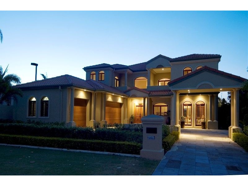 3121 Riverleigh Drive, Hope Island QLD 4212
