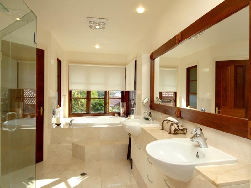 Hope Island QLD 4212