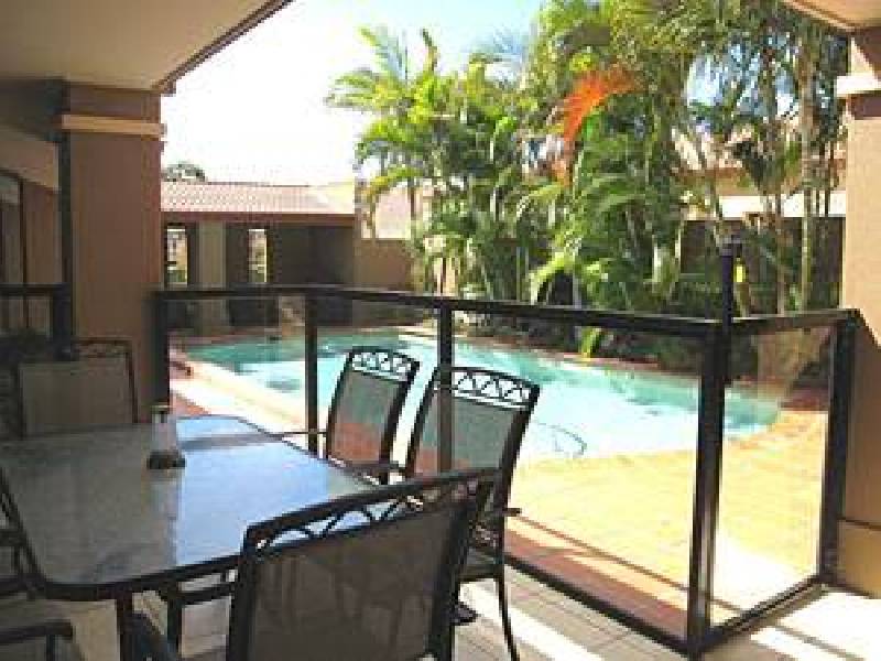 1616 Rosebank Way West, Hope Island QLD 4212