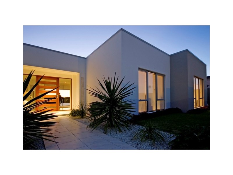 15  Manacor Place, Runaway Bay QLD 4216
