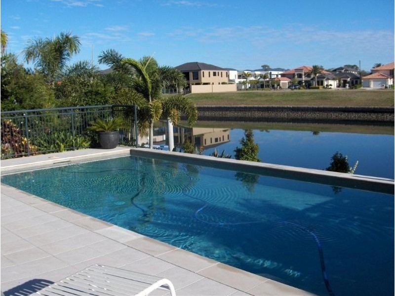 2159  Beaufort Way, Hope Island QLD 4212