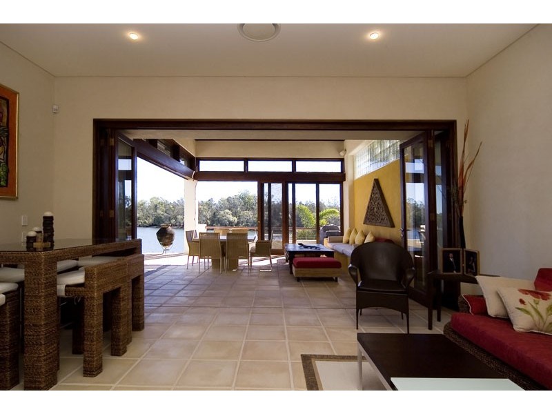 7358  Marine Drive East, Sanctuary Cove QLD 4212