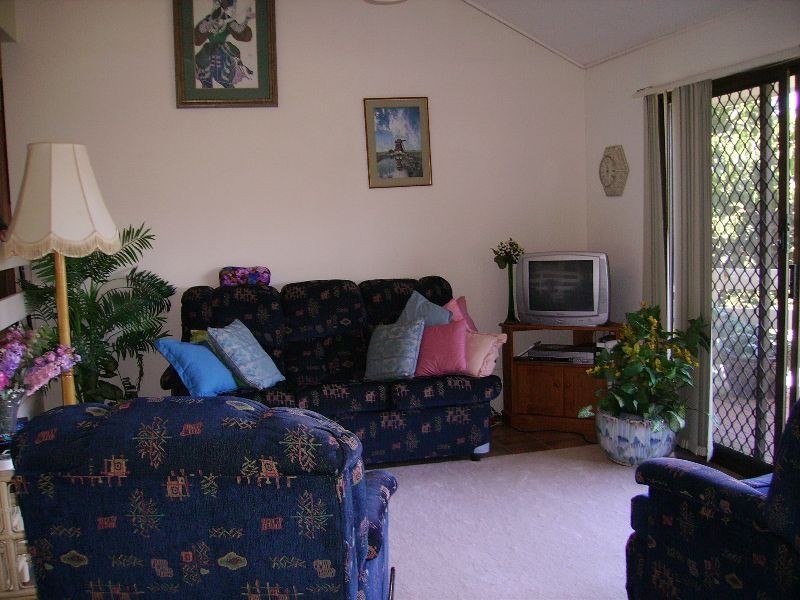 32  Summit Crescent, Carrara QLD 4211