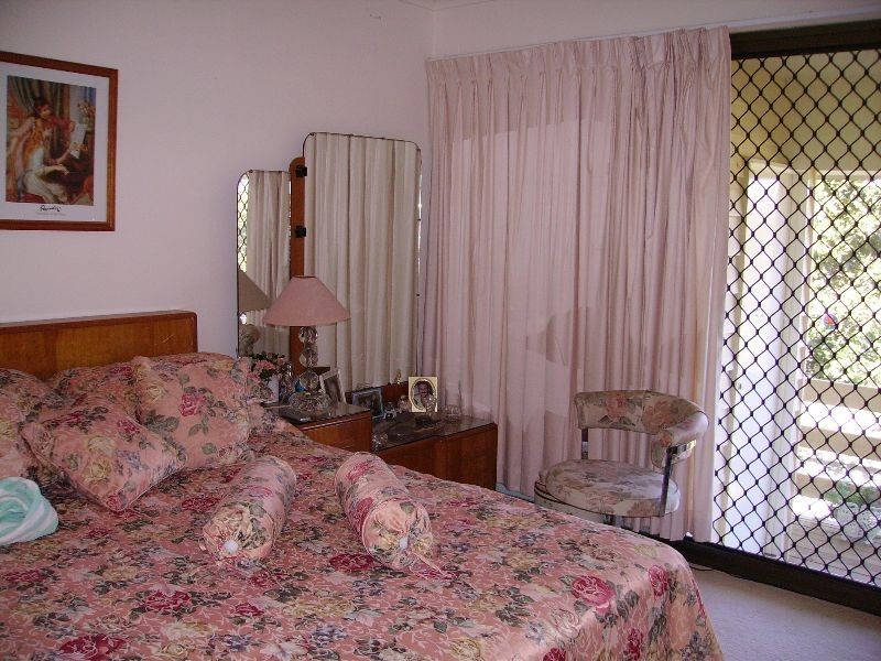 32  Summit Crescent, Carrara QLD 4211