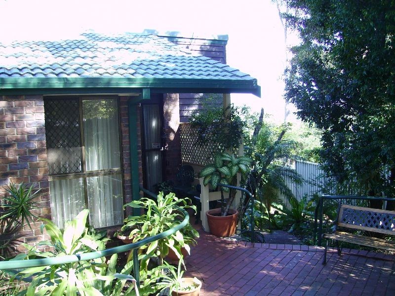 32  Summit Crescent, Carrara QLD 4211