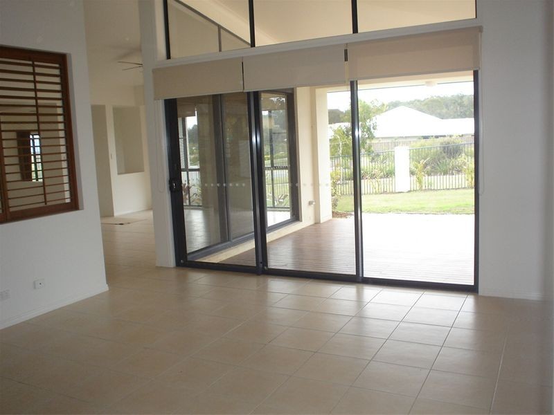 10 Freya Circuit, Coomera QLD 4209