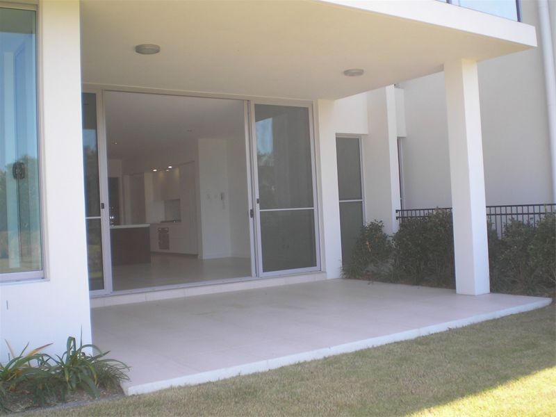 7505 Springfield Drive, Hope Island QLD 4212