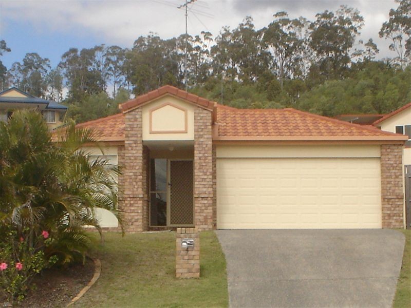 Pacific Pines QLD 4211