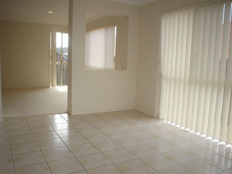 Pacific Pines QLD 4211