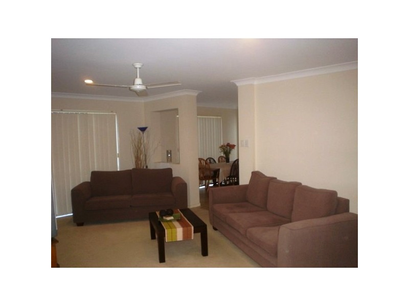 Pacific Pines QLD 4211