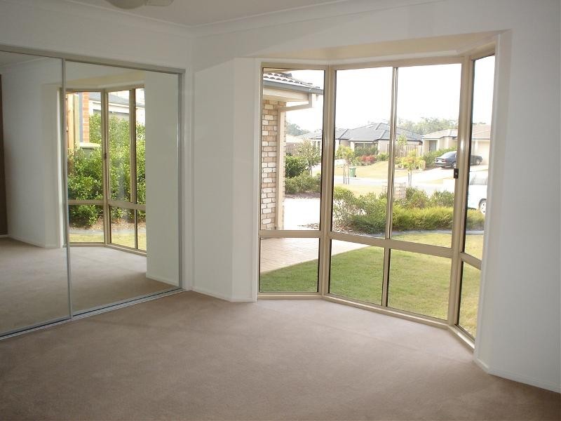 8  Marilyn Place, Morayfield QLD 4506