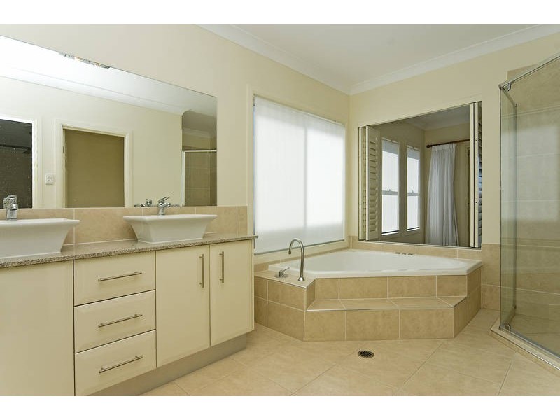 10  Brindabella Close, Coomera QLD 4209