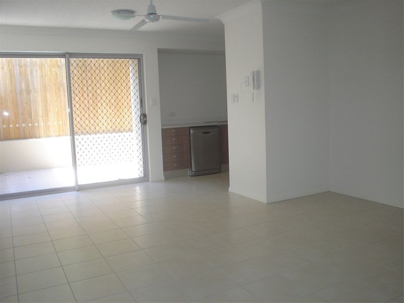 4/38  Johnston St, Southport QLD 4215