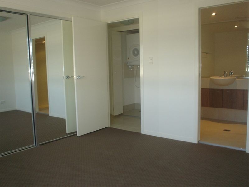 5/38  Johnston St, Southport QLD 4215